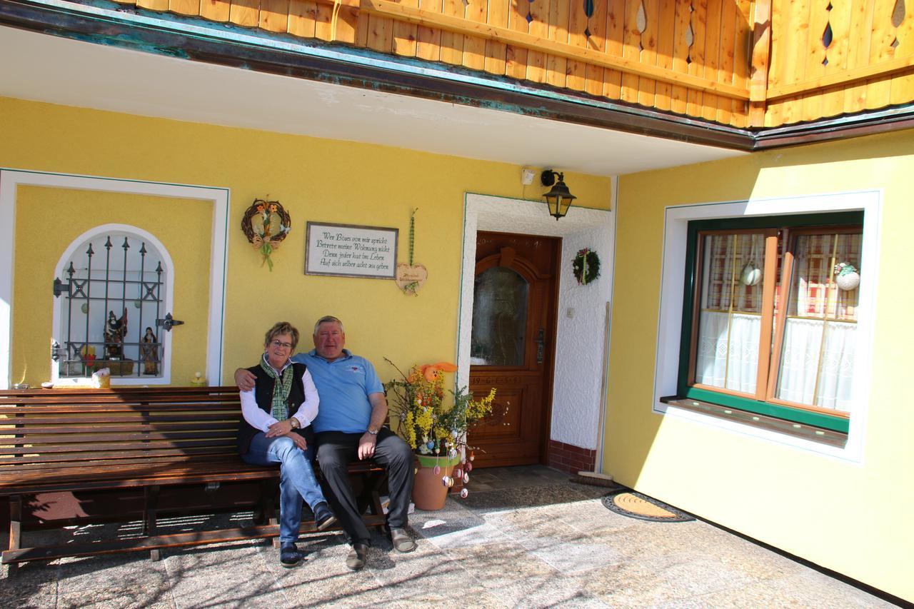 Haus Dorfer Bed & Breakfast Mariapfarr Exterior foto