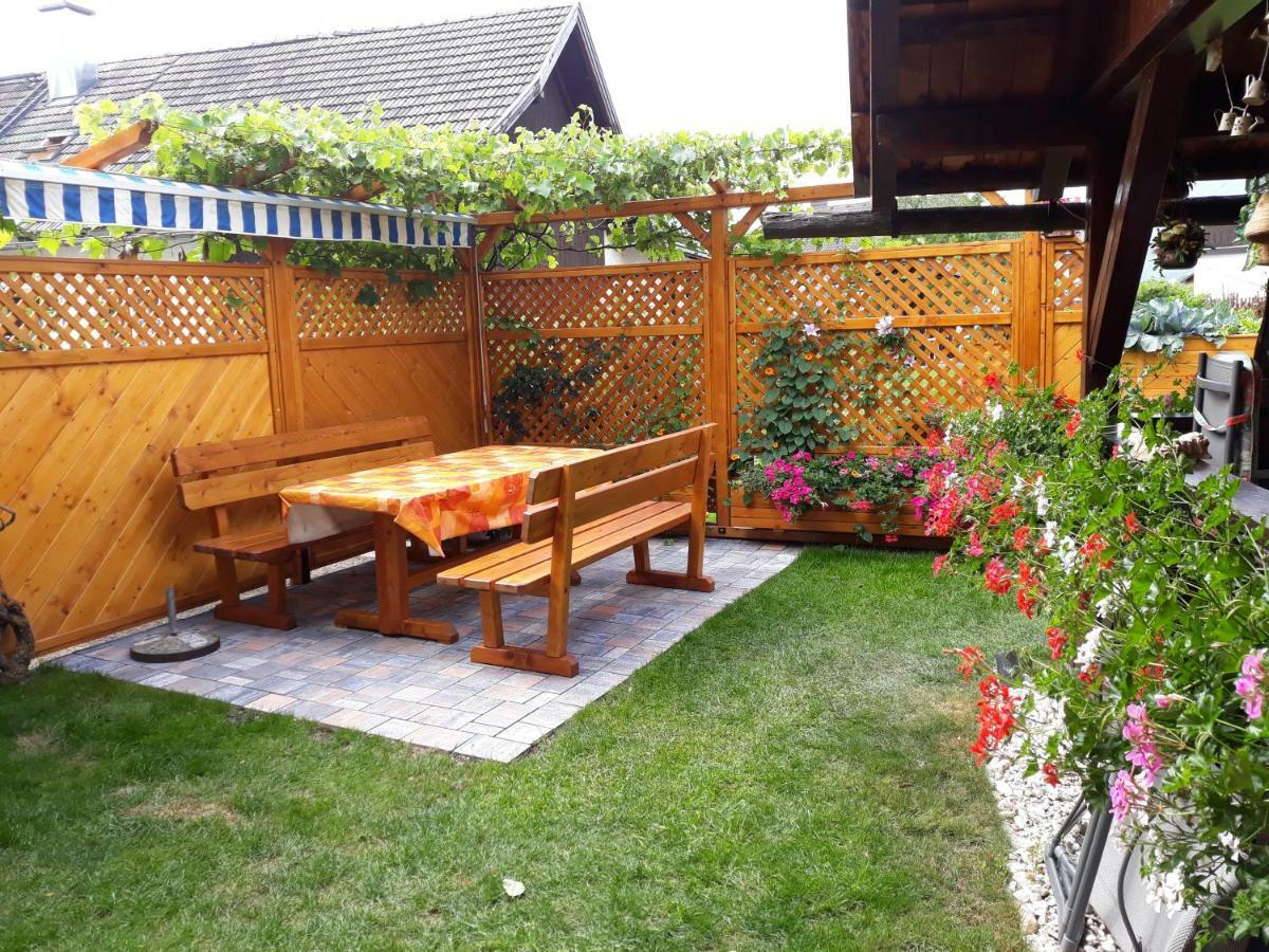 Haus Dorfer Bed & Breakfast Mariapfarr Exterior foto